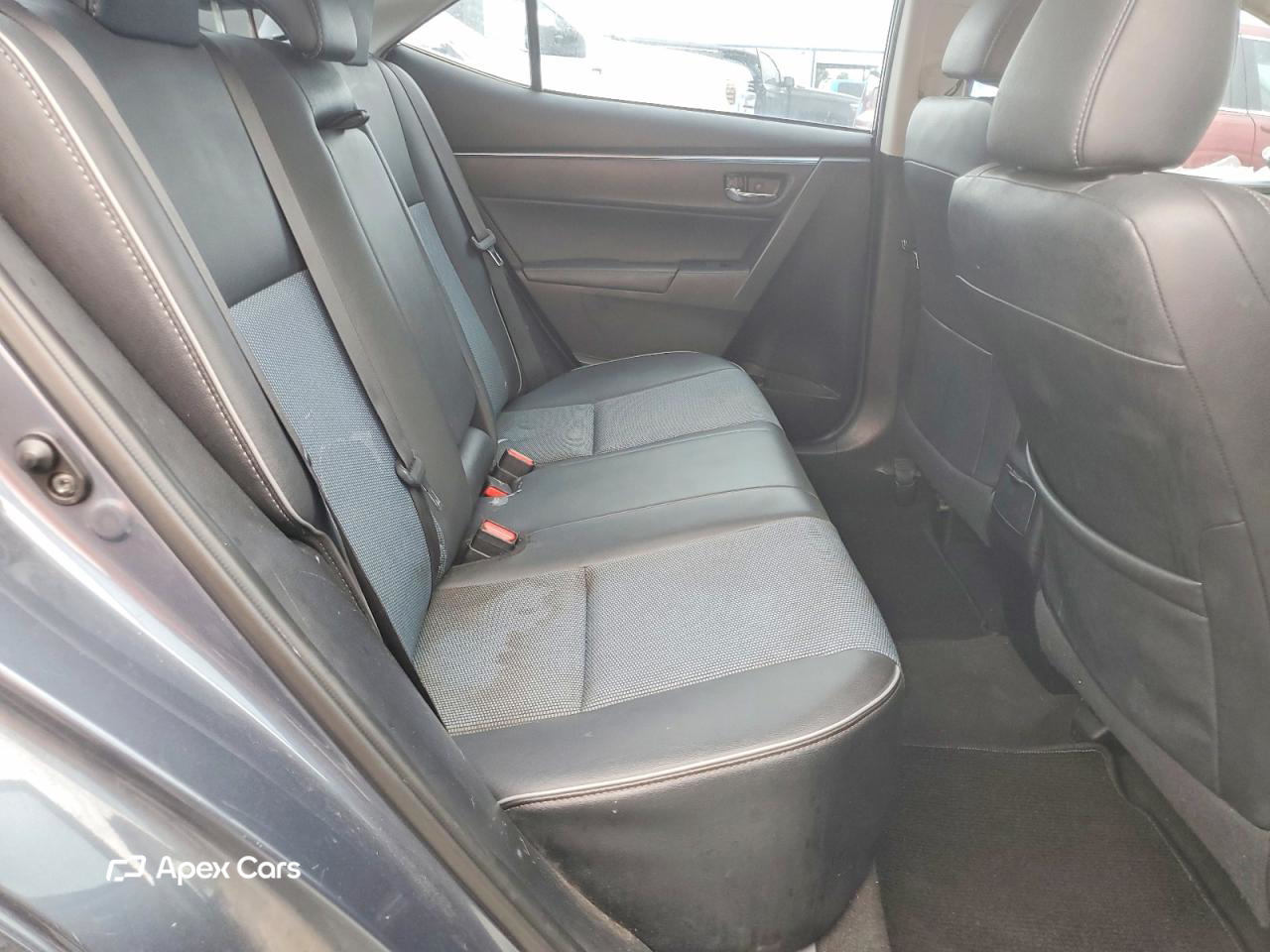 Toyota Corolla 2015