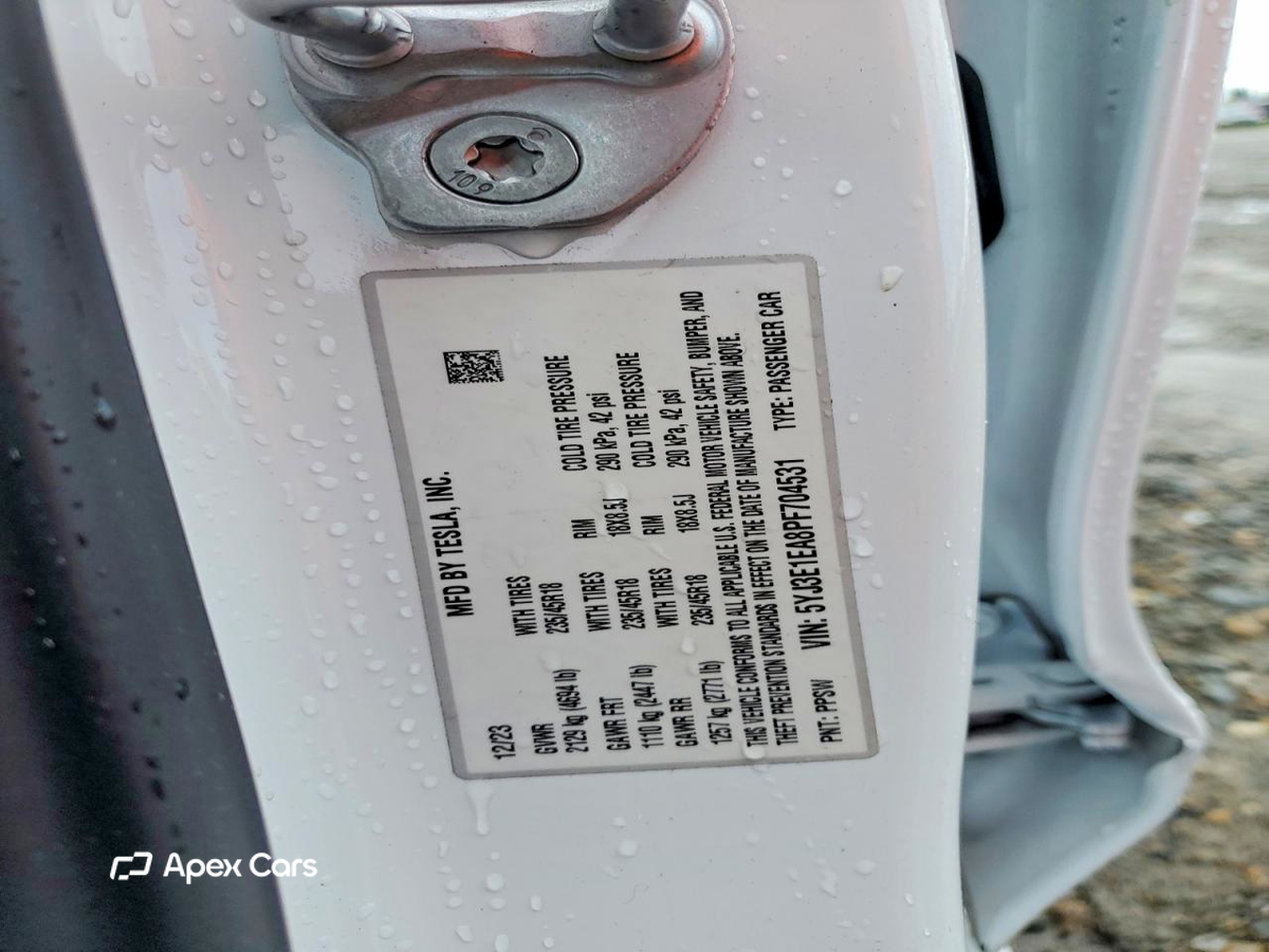 Tesla Model 3 2023