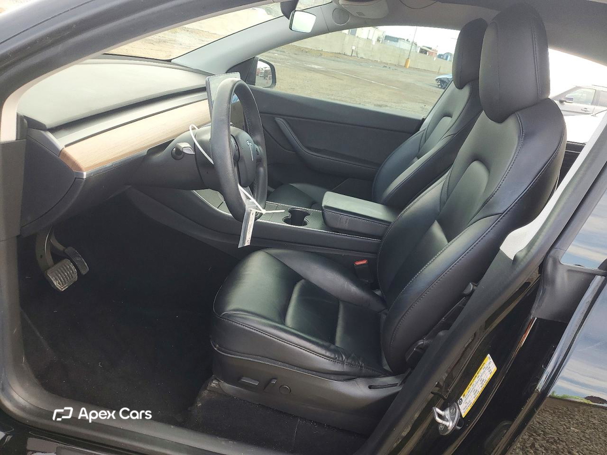 Tesla Model Y 2020