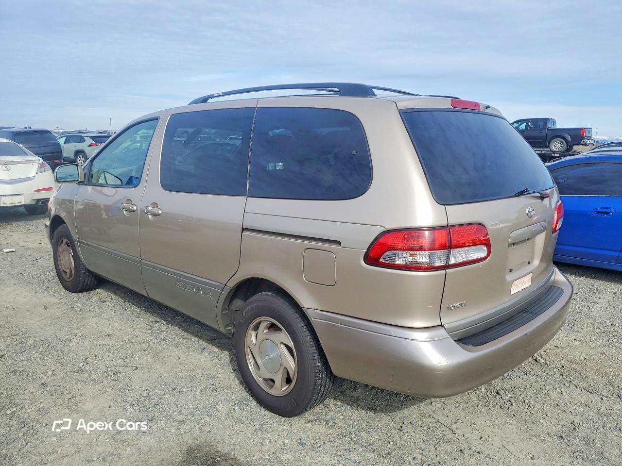 Toyota Sienna 2003