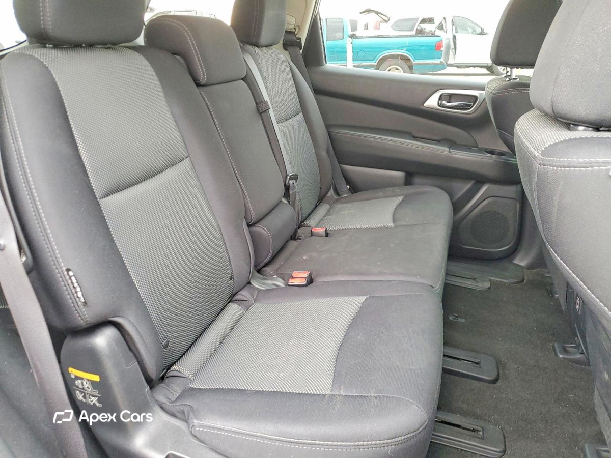 Nissan Pathfinder 2018