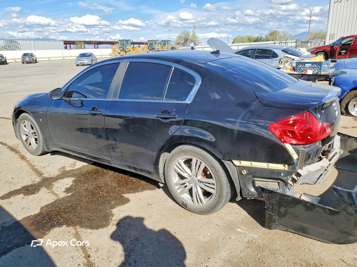 Infiniti Q40 2015