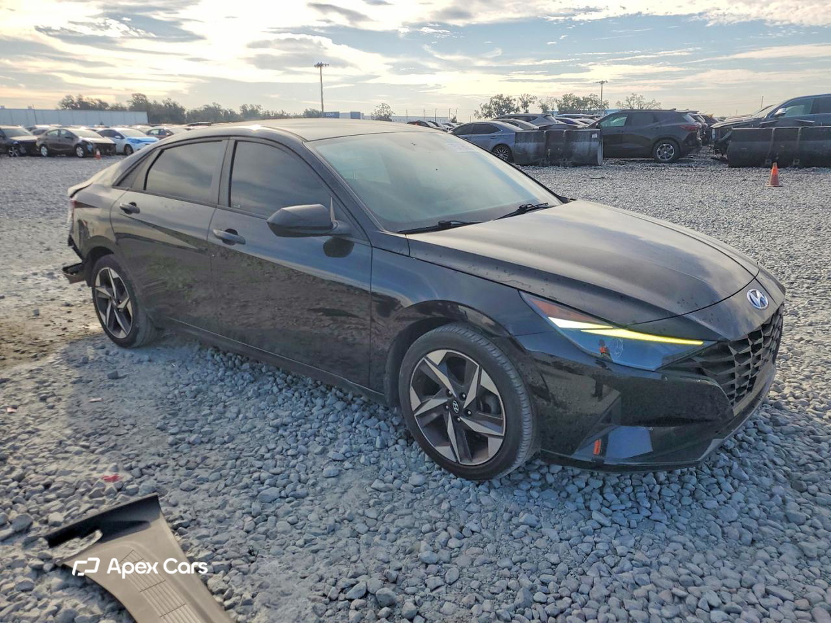 Hyundai Elantra 2023