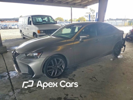 Lexus IS 2018 - Image 1 of 12