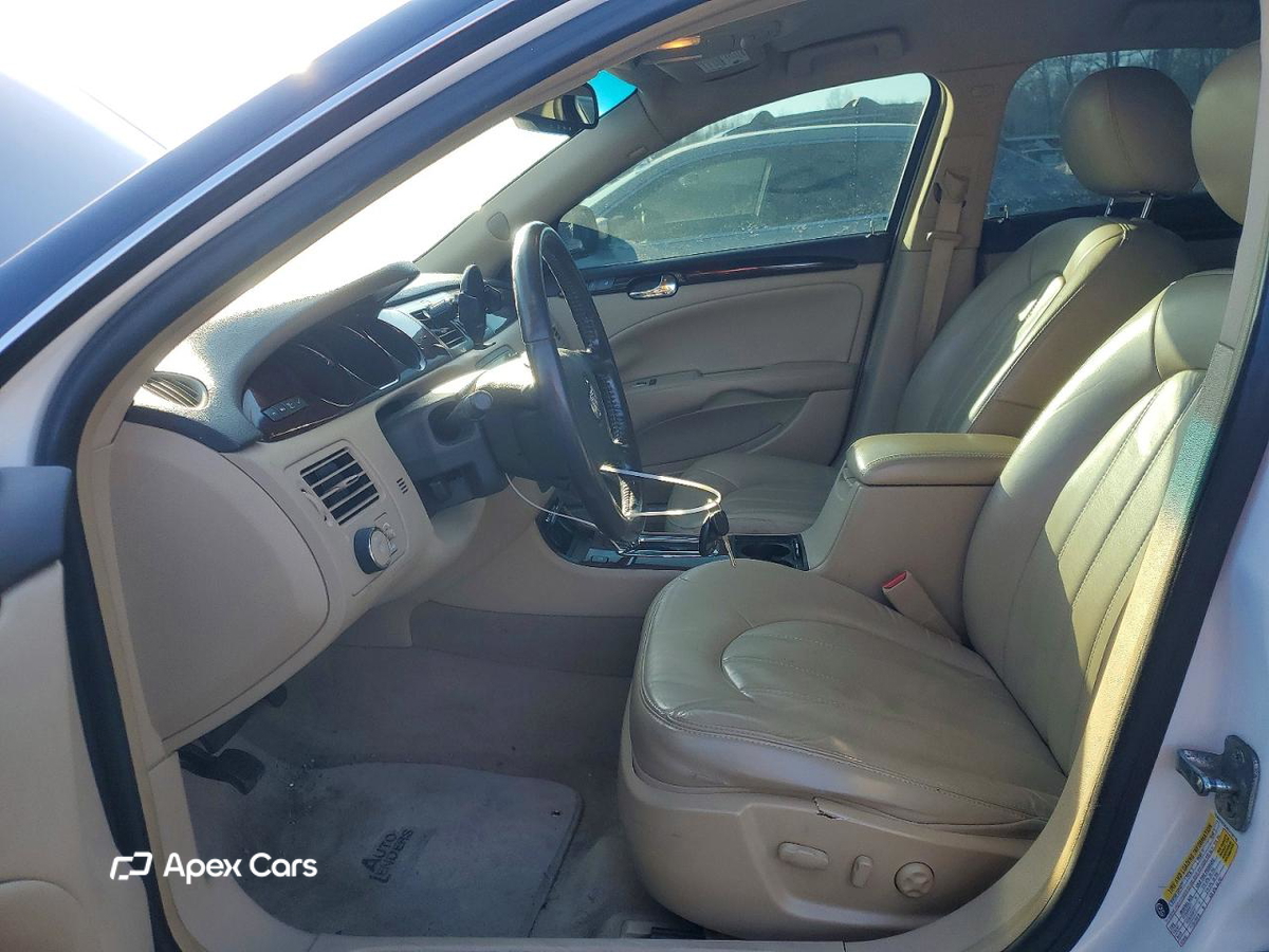 Buick Lucerne 2011