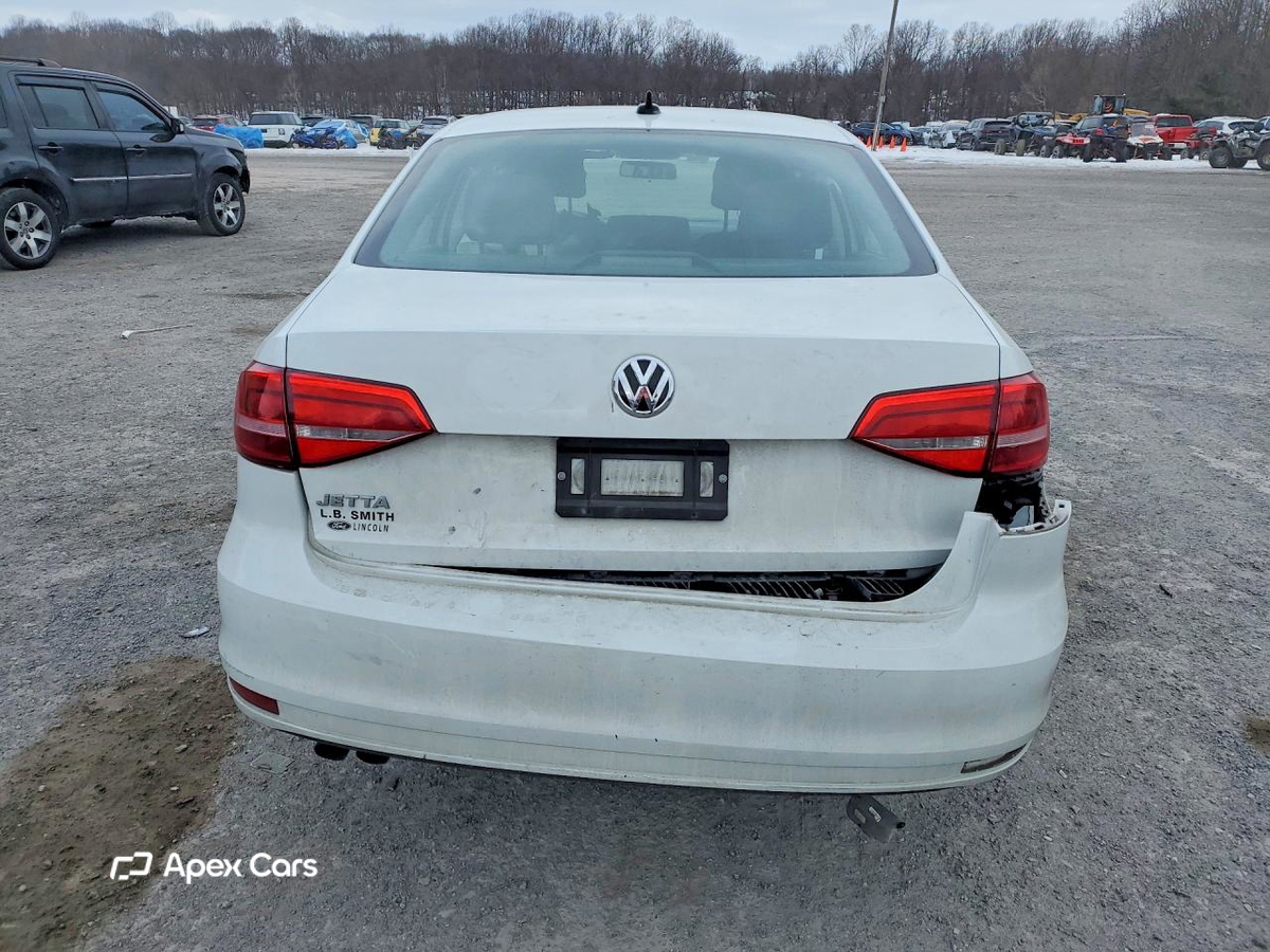 Volkswagen Jetta 2015