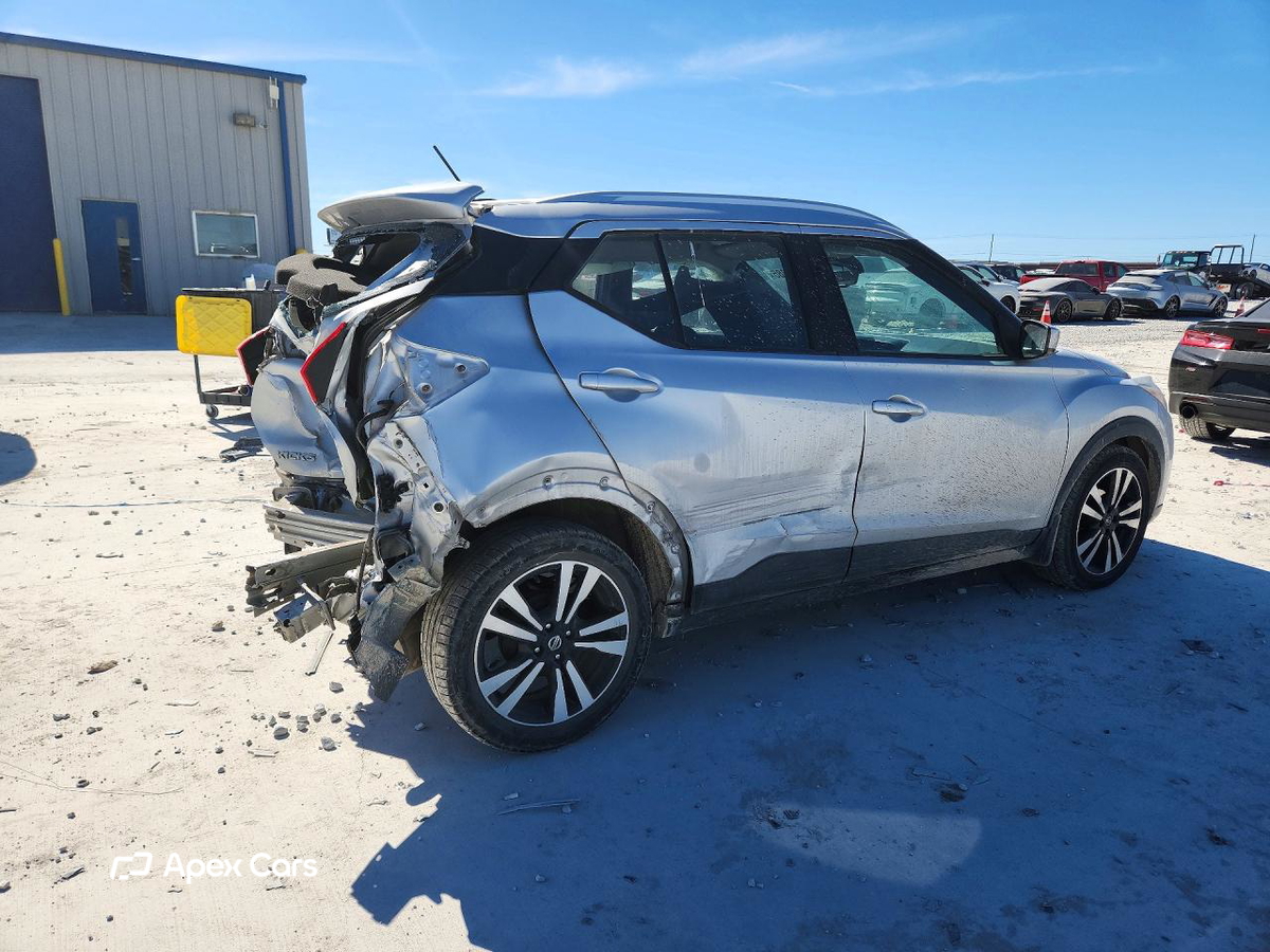 Nissan Kicks 2020