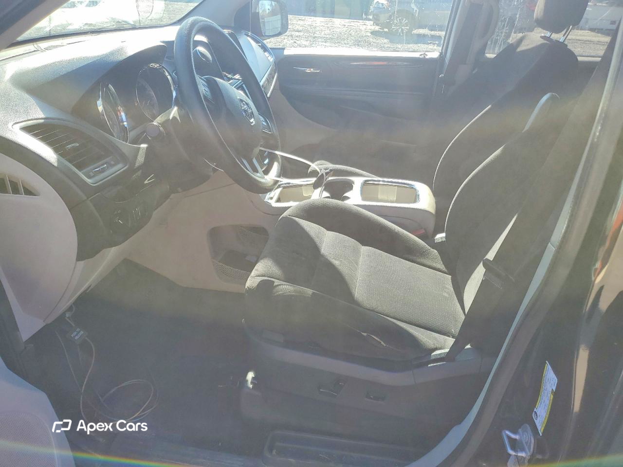 Dodge Caravan 2015