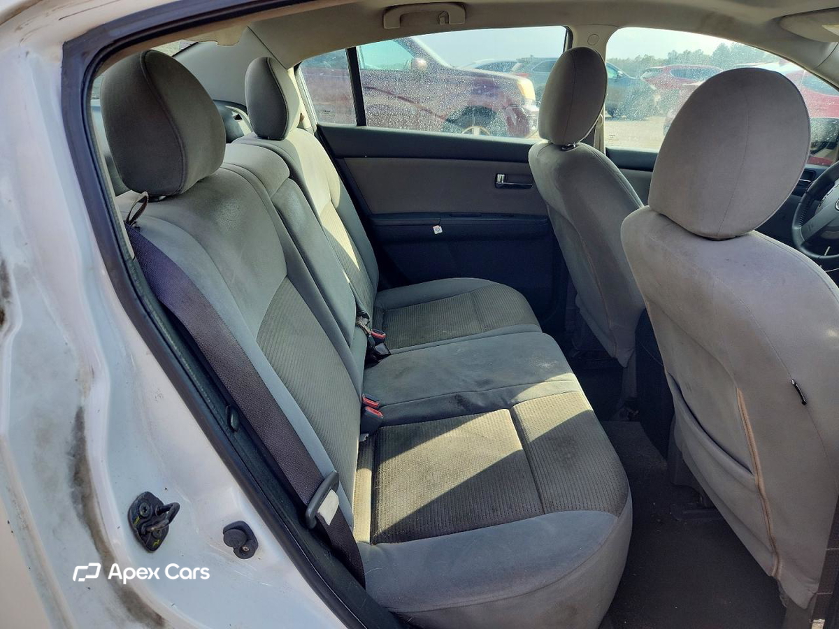Nissan Sentra 2012