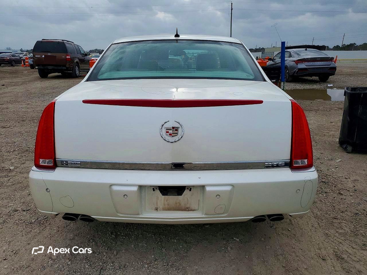 Cadillac DTS 2008