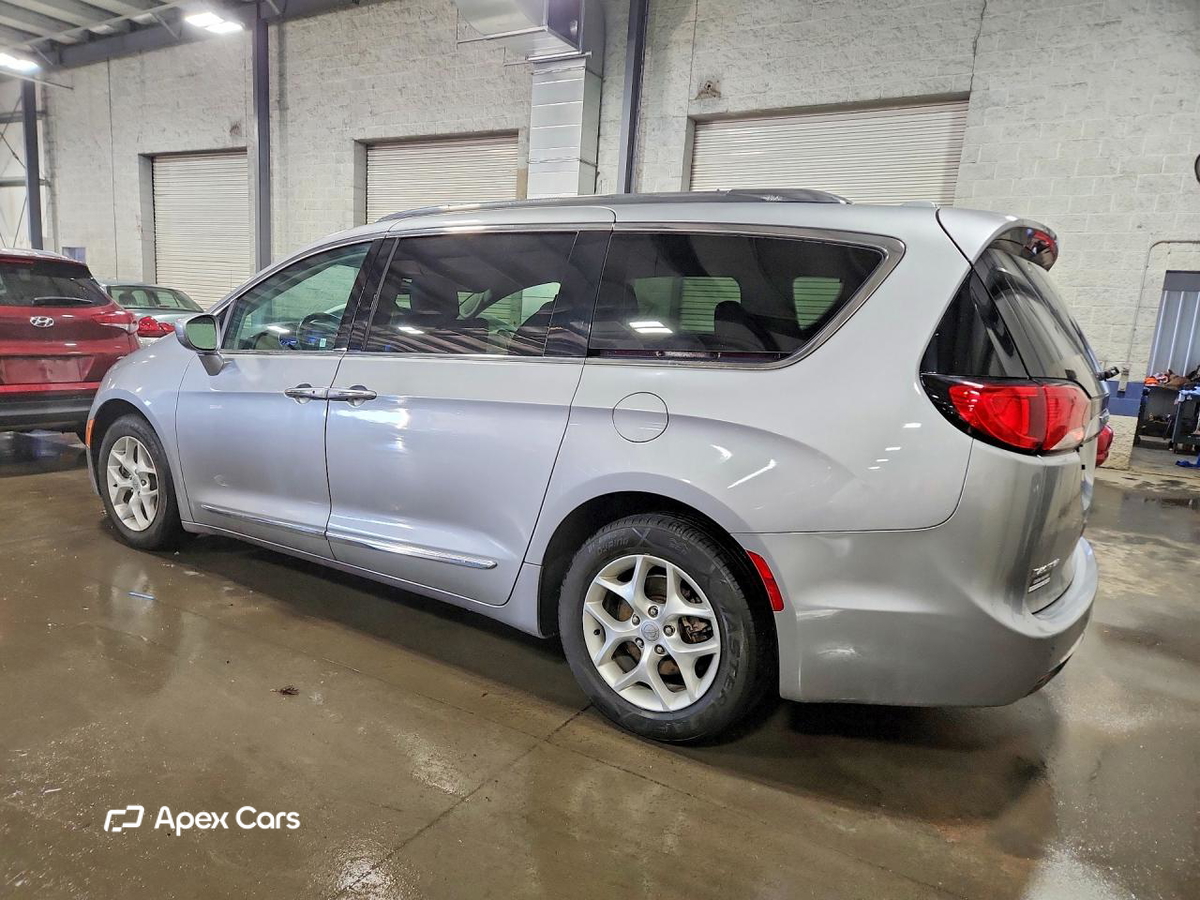 Chrysler Pacifica 2017