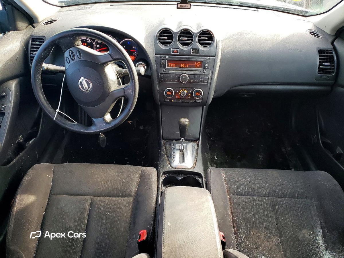 Nissan Altima 2011