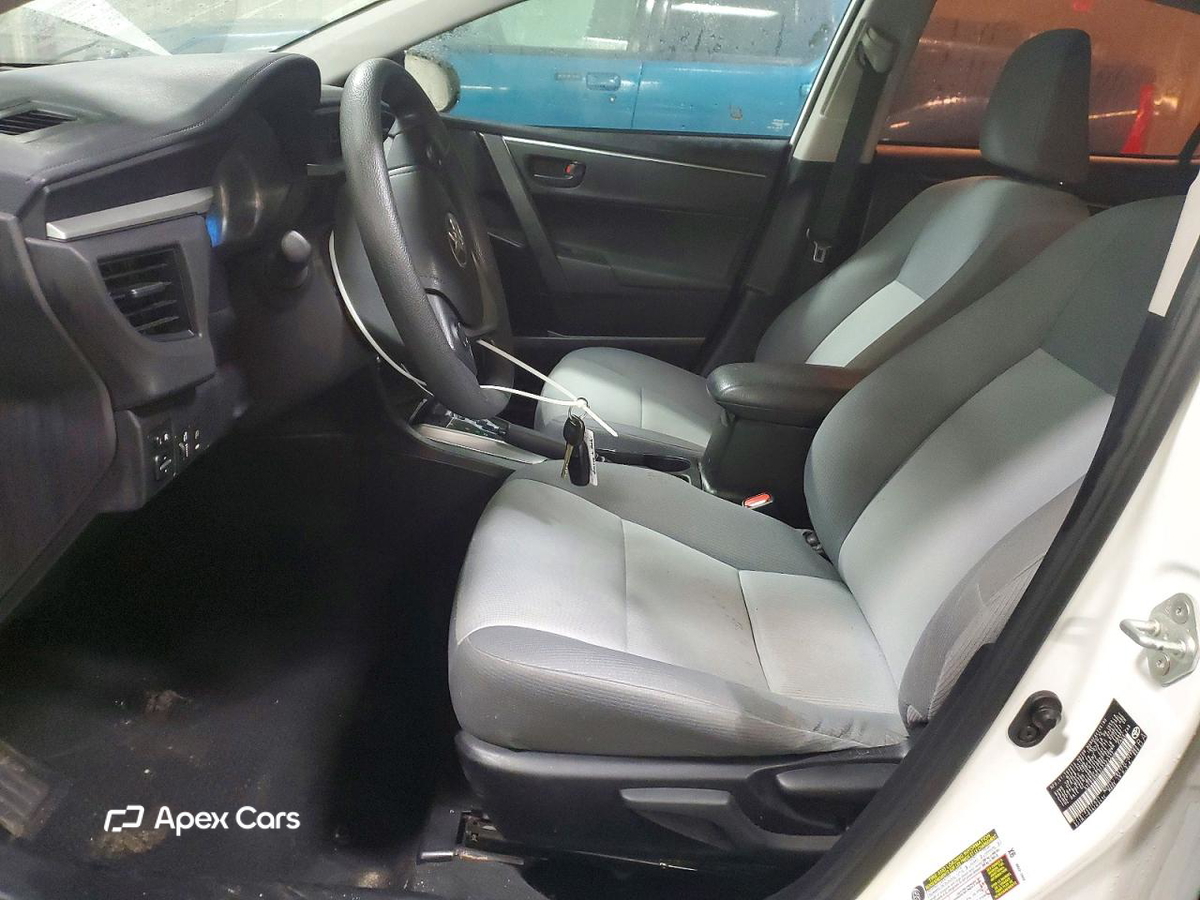 Toyota Corolla 2015