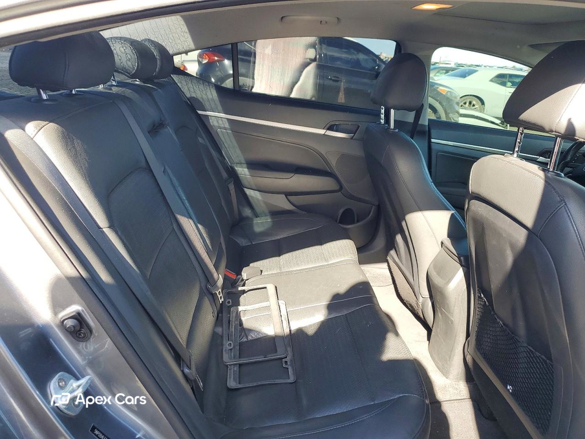 Hyundai Elantra 2019