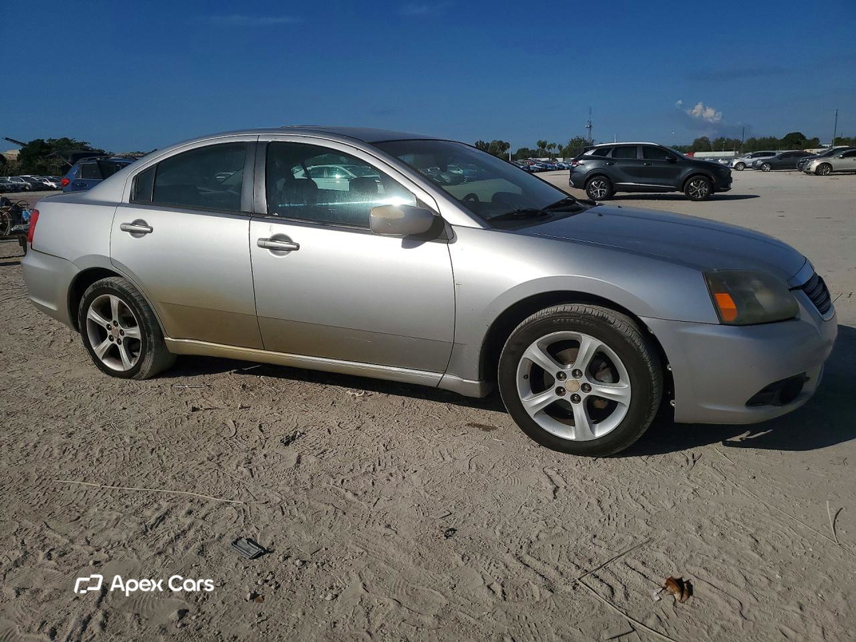 Mitsubishi Galant 2009