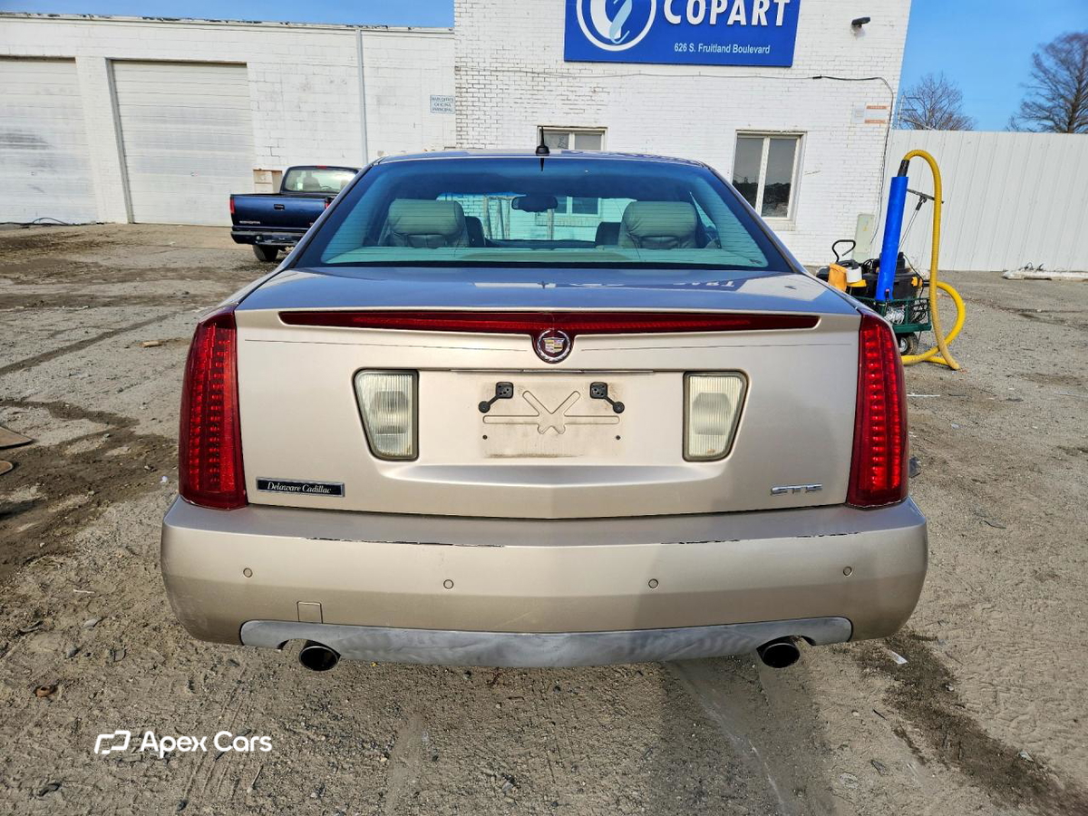 Cadillac STS 2006