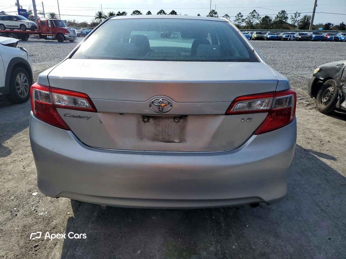 Toyota Camry 2014