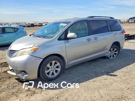 Toyota Sienna 2012 - Image 1 of 14