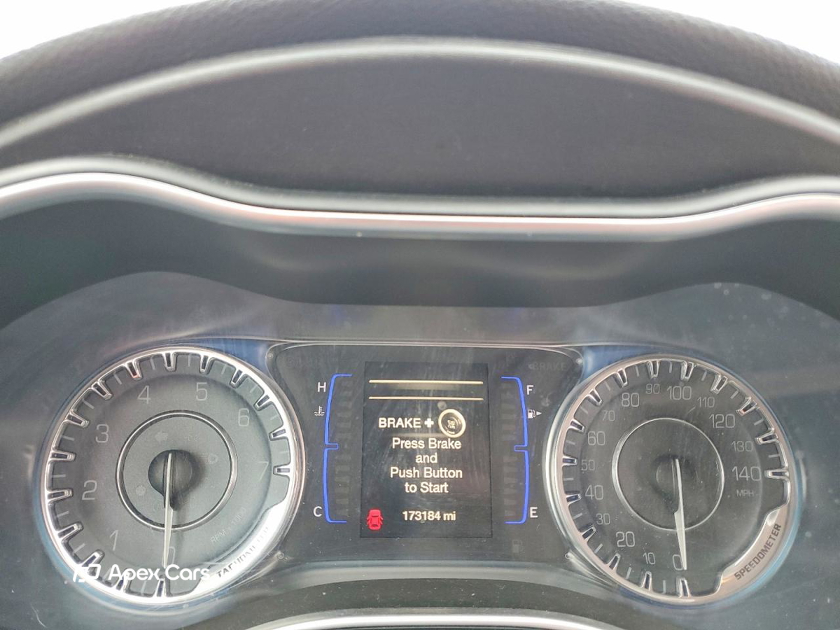Chrysler 200 2016