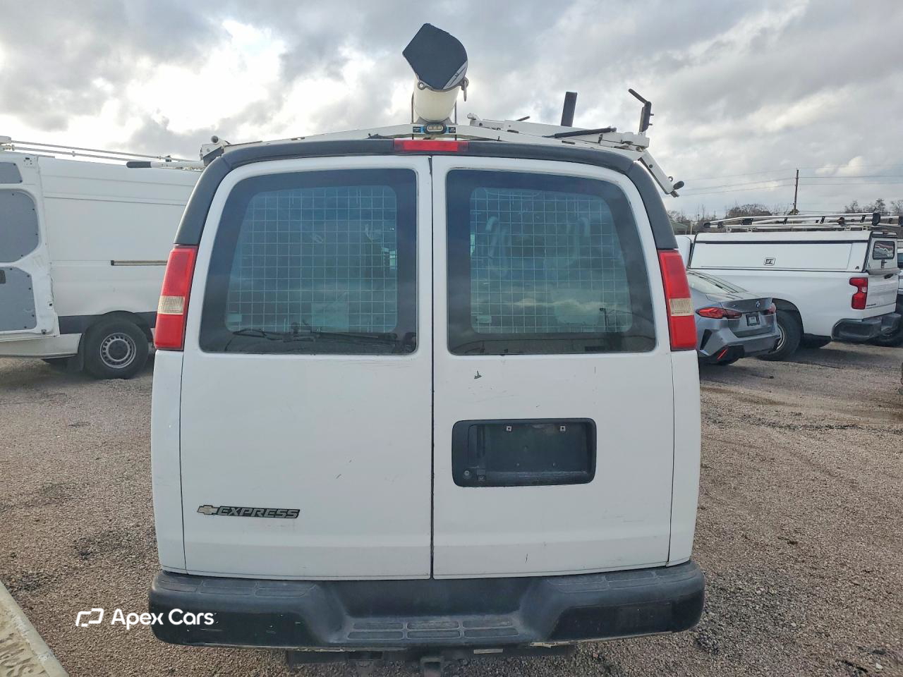 Chevrolet Express 2013
