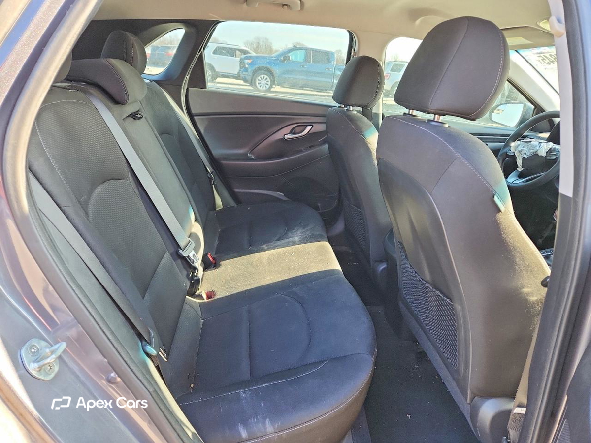 Hyundai Elantra 2019
