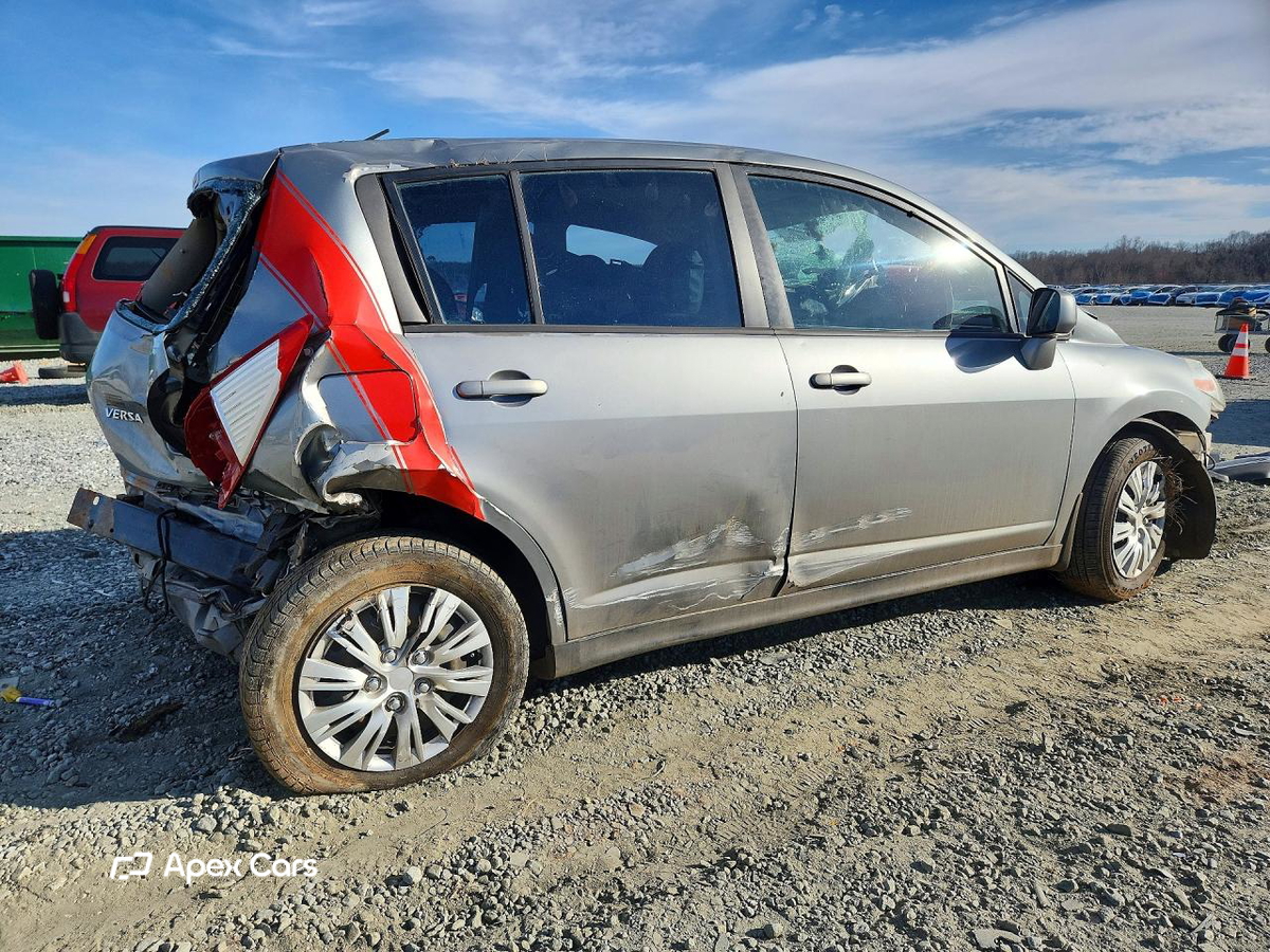 Versa 2007