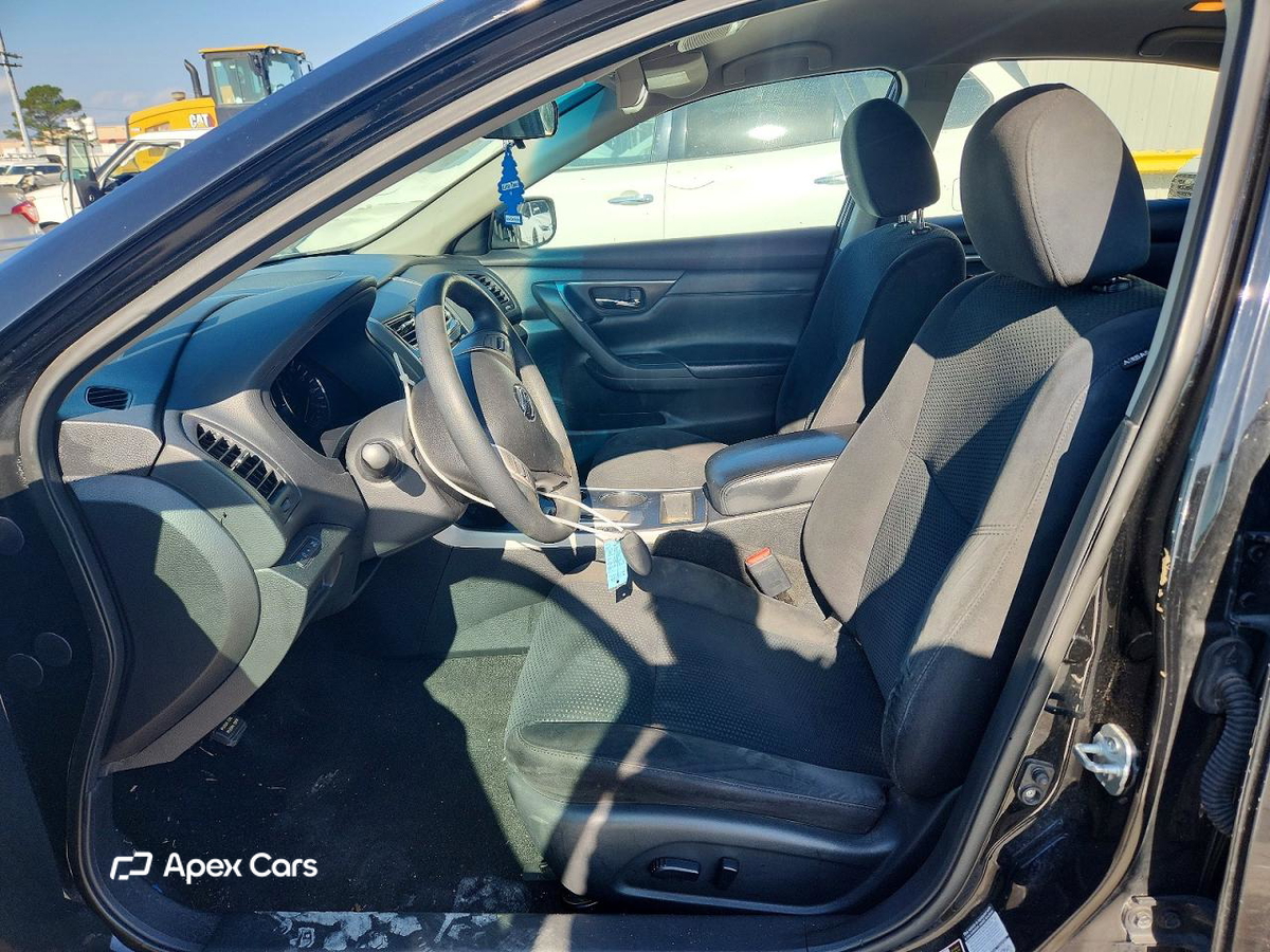 Nissan Altima 2015