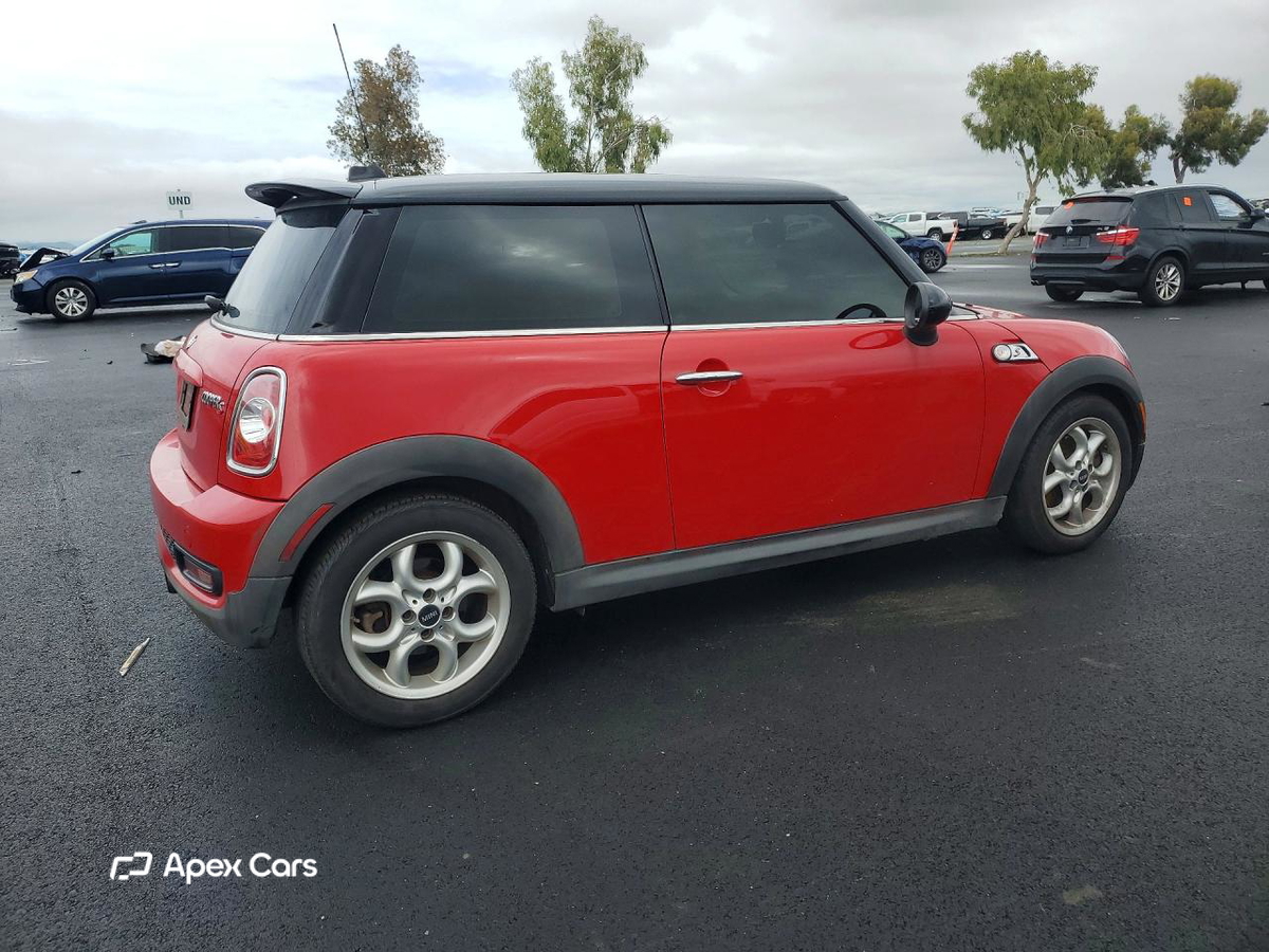 MINI Cooper 2013