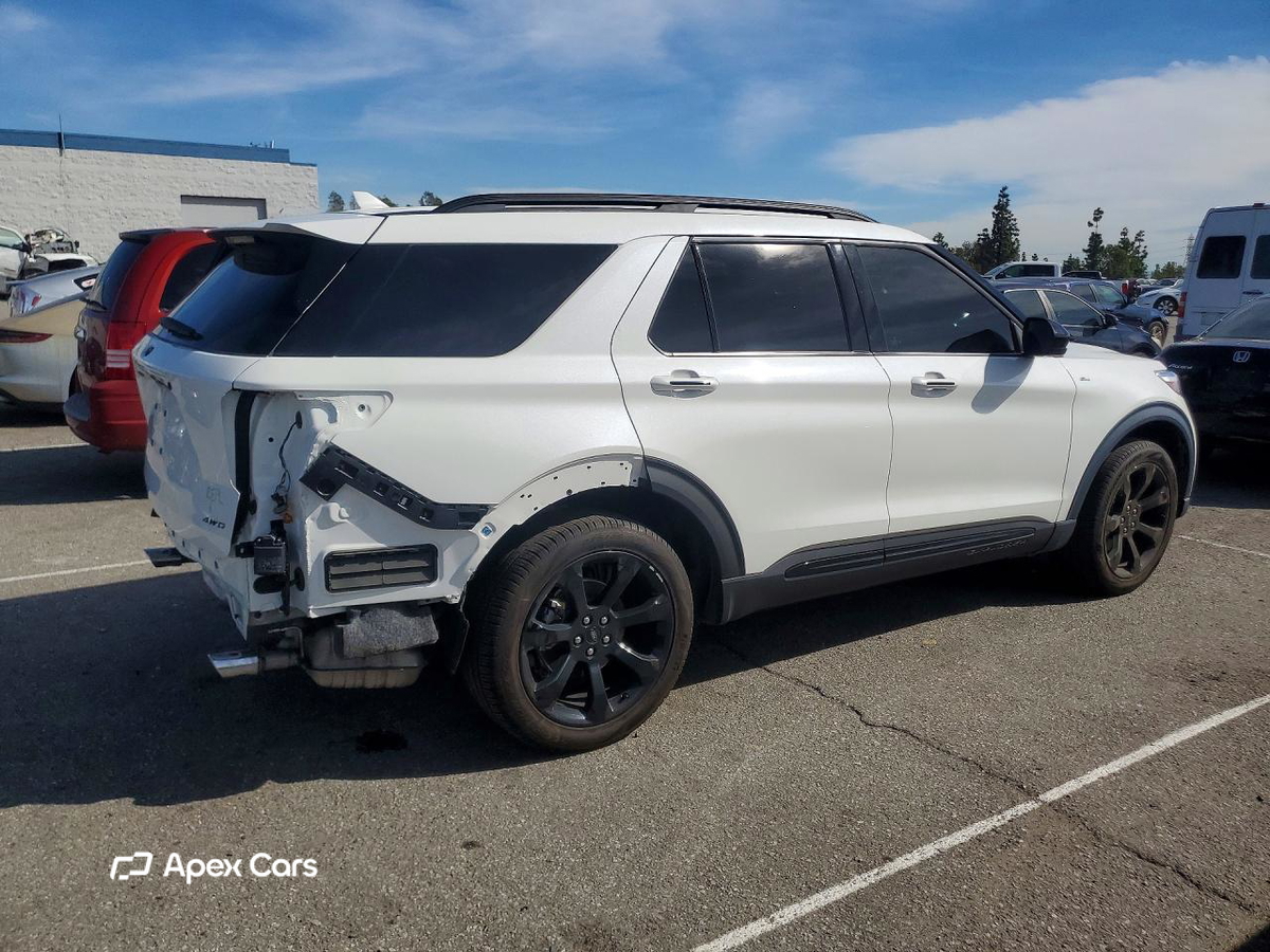 Ford Explorer 2024