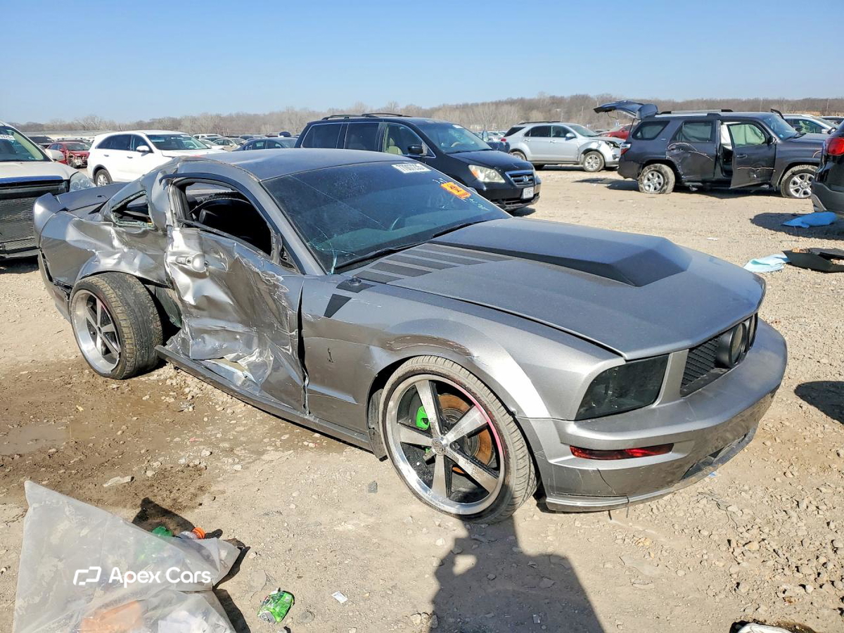 Ford Mustang 2008