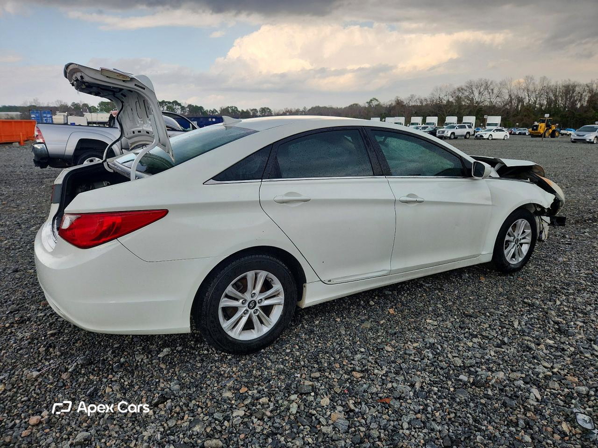Hyundai Sonata 2013