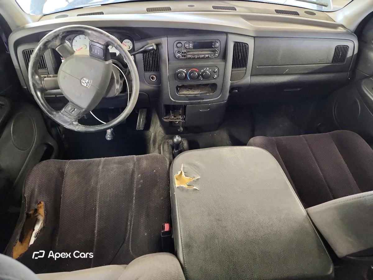 Dodge RAM 2004