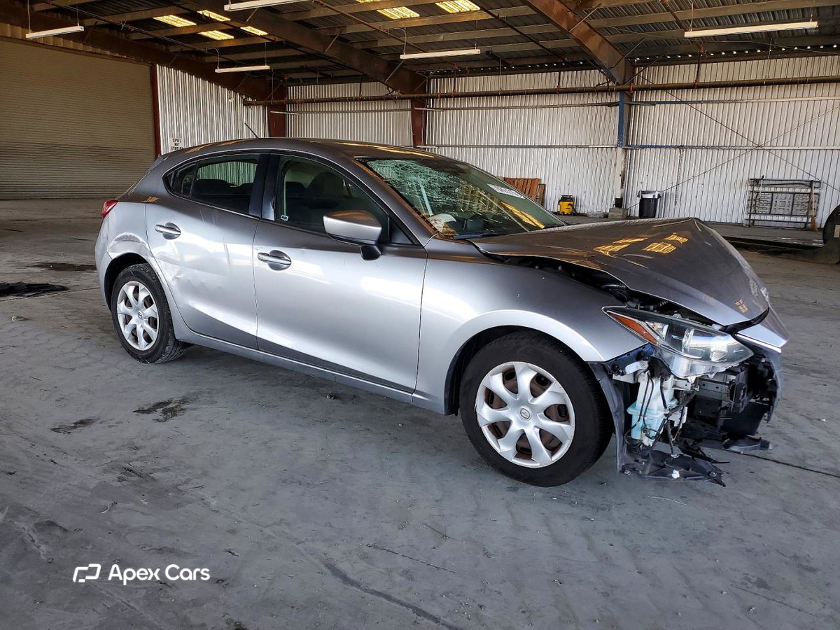 Mazda 3 2015
