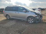 Toyota Sienna 2011