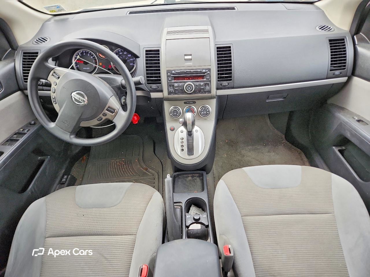 Nissan Sentra 2012