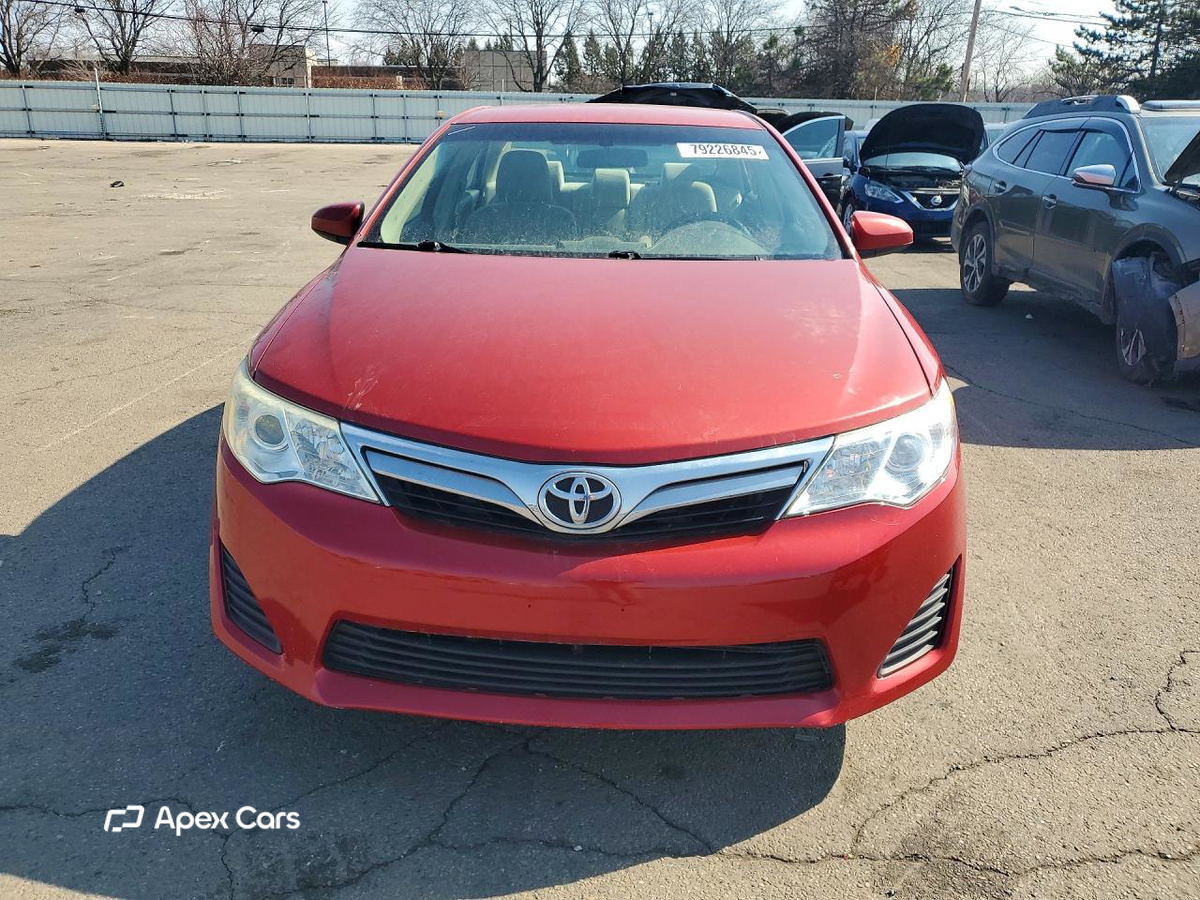 Toyota Camry 2012