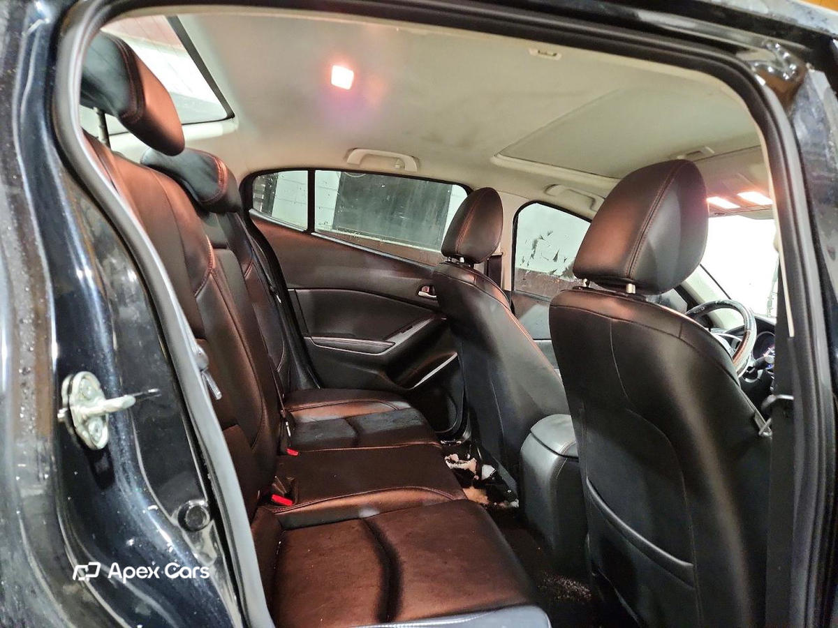 Mazda 3 2016