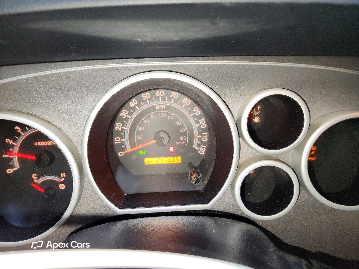 Toyota Sequoia 2012