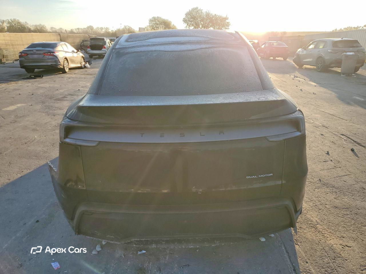 Tesla Model Y 2026
