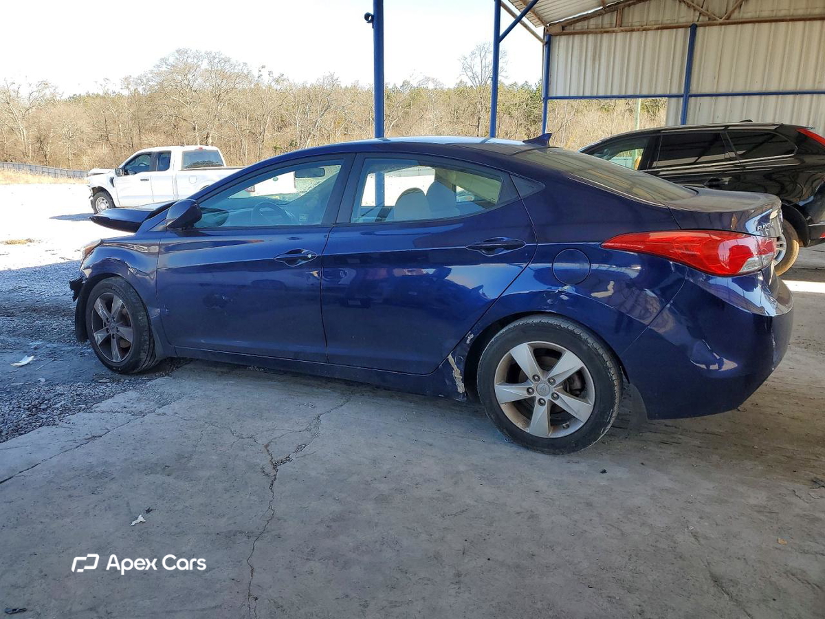 Hyundai Elantra 2013