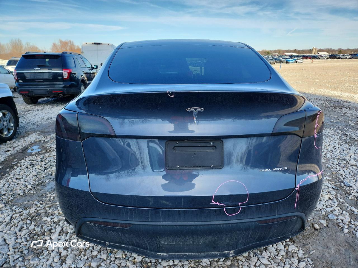 Tesla Model Y 2022