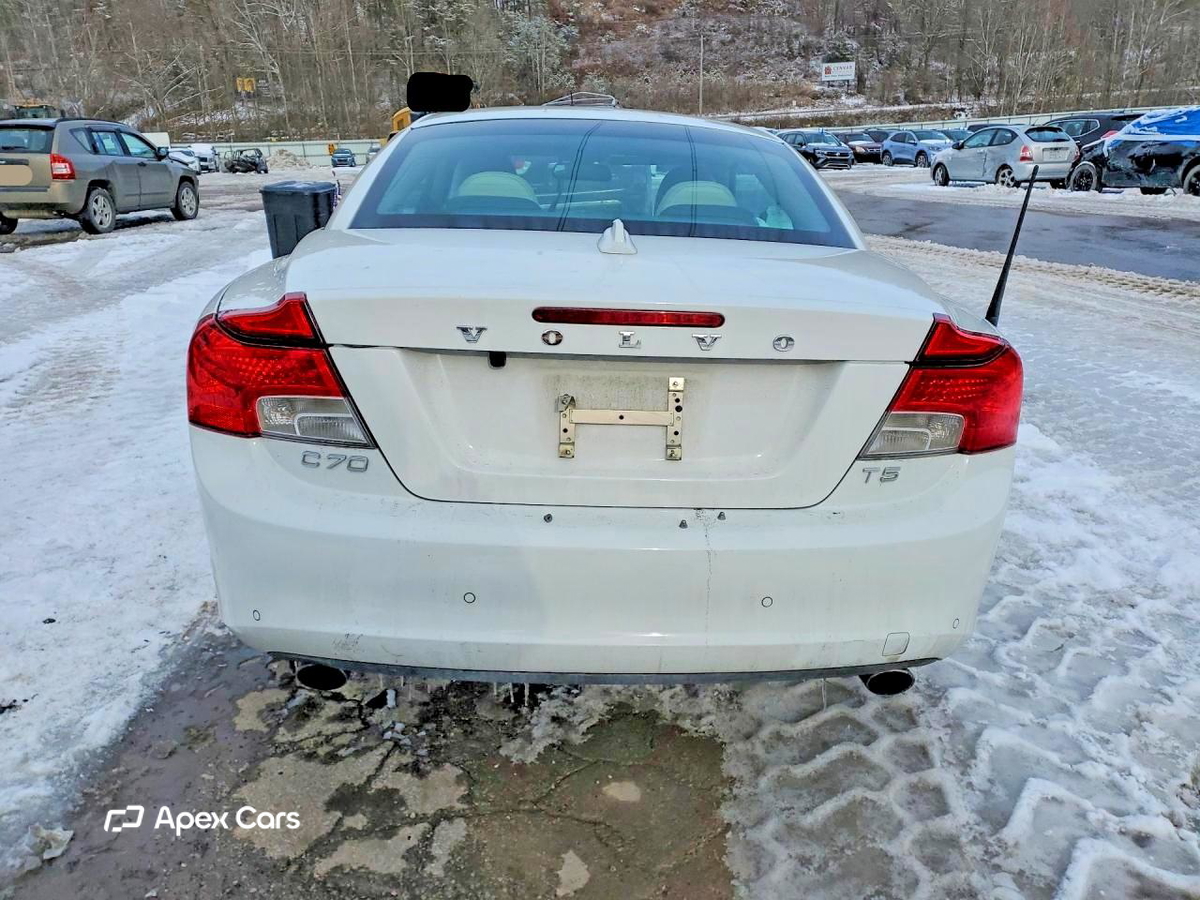 Volvo C70 2013