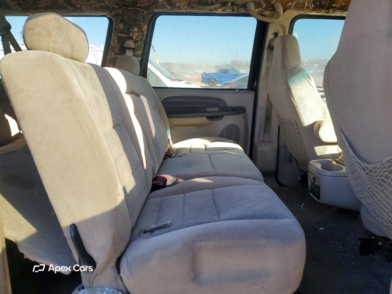 Ford Excursion 2004