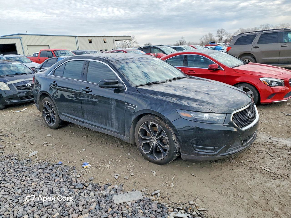 Ford Taurus 2015