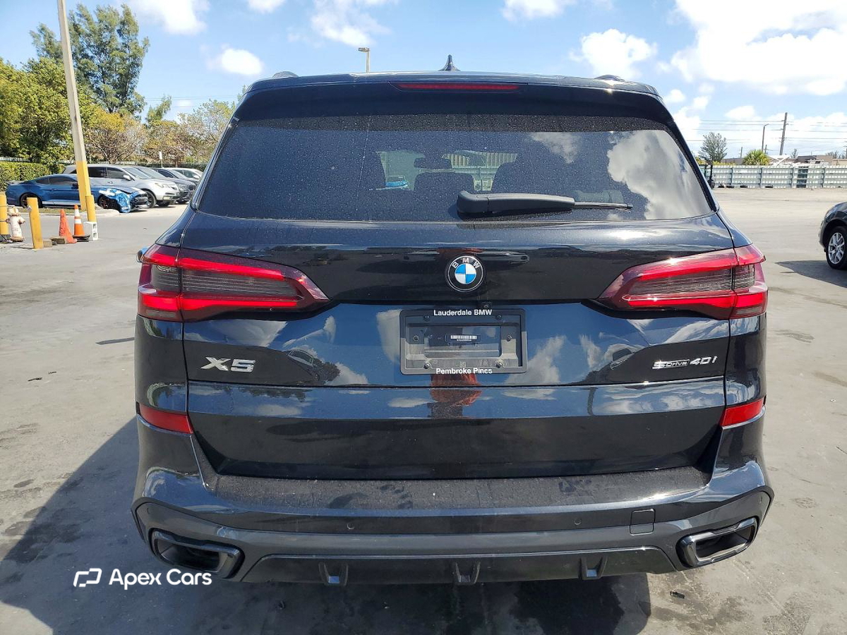 BMW X5 2023