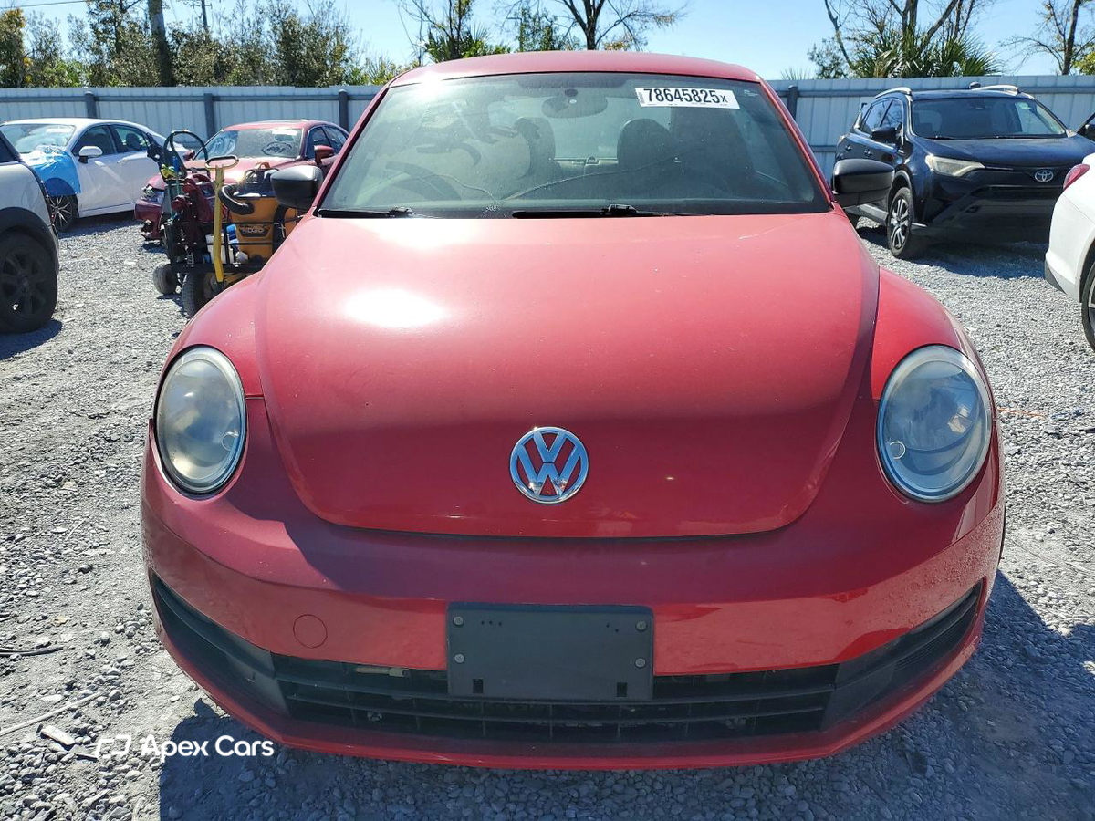 Volkswagen Beetle 2015