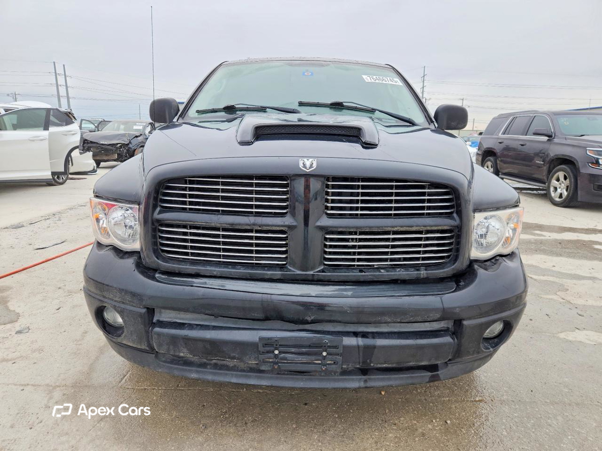 Dodge RAM 2004
