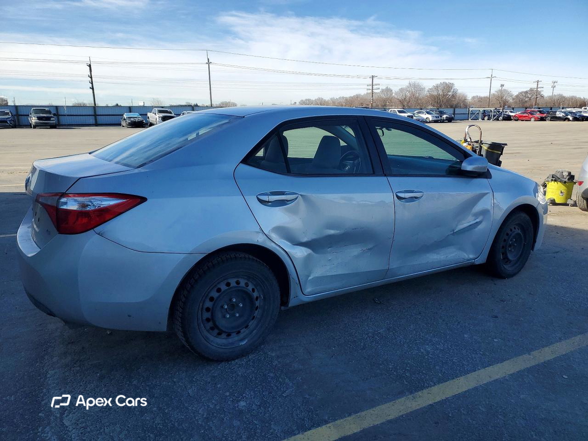 Toyota Corolla 2015