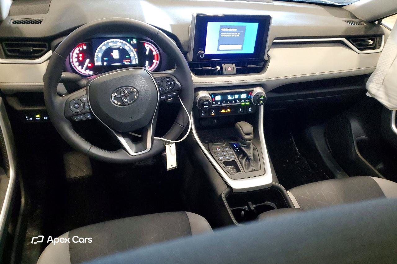 Toyota RAV 4 2024