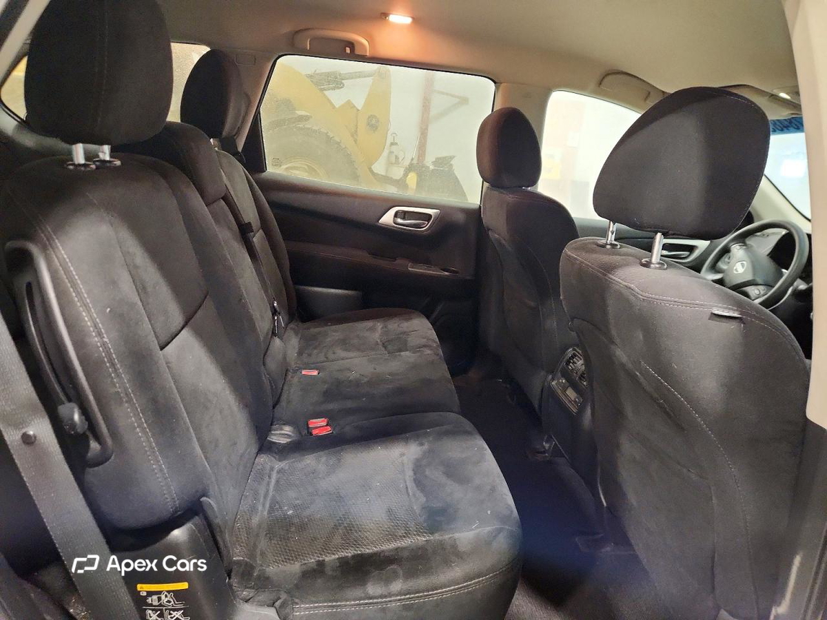 Nissan Pathfinder 2015
